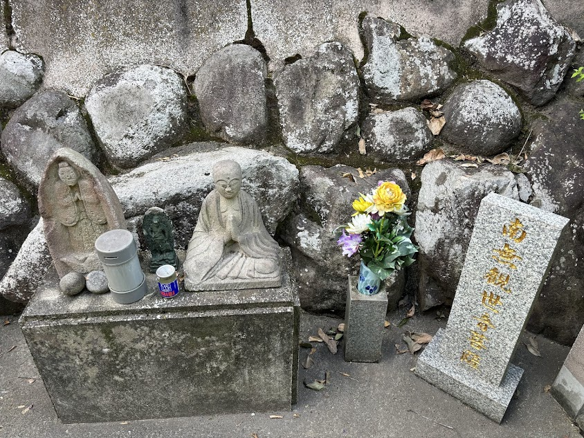 子育て地蔵尊